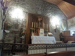 autel-chapelle-guer-fsspx